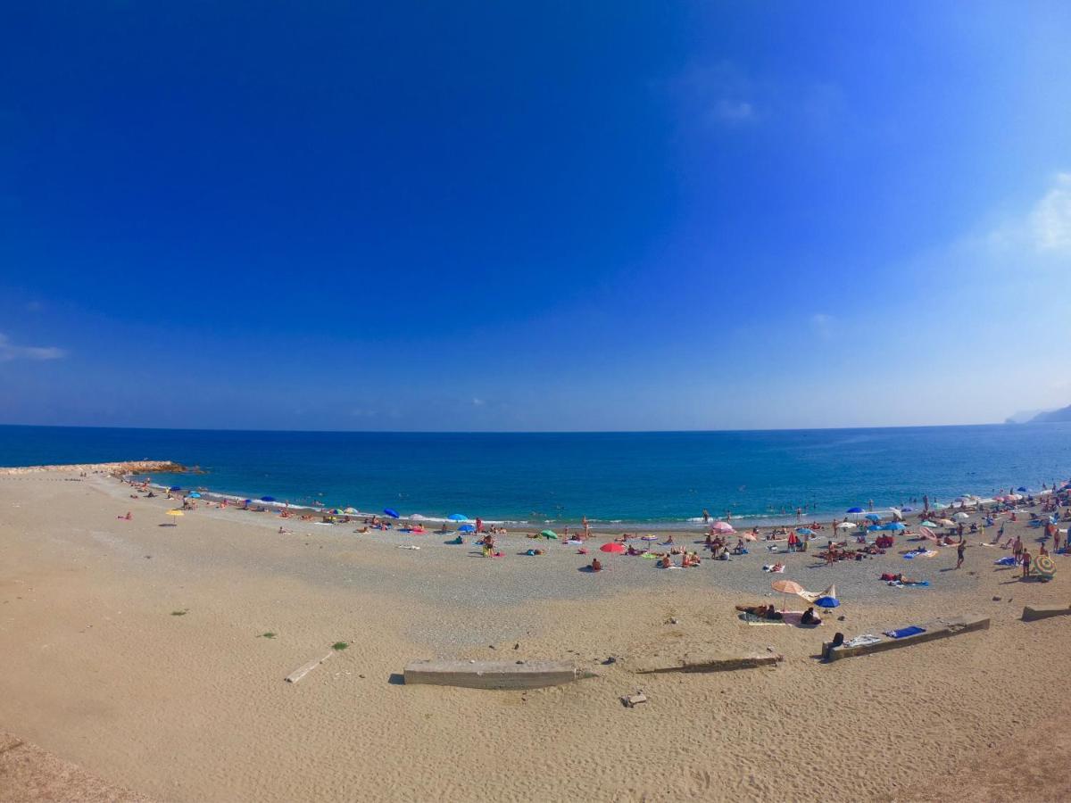 Central Savona Bed & Breakfast *