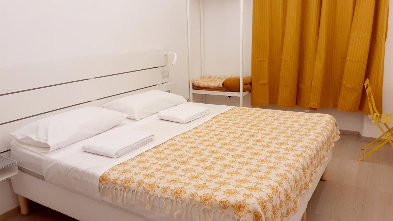 Central Savona Bed & Breakfast *