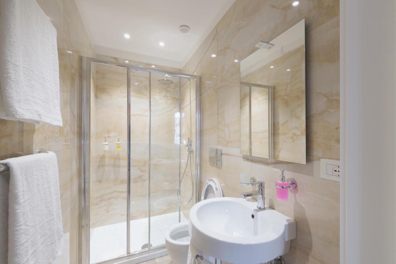 Central Savona Bed & Breakfast *
